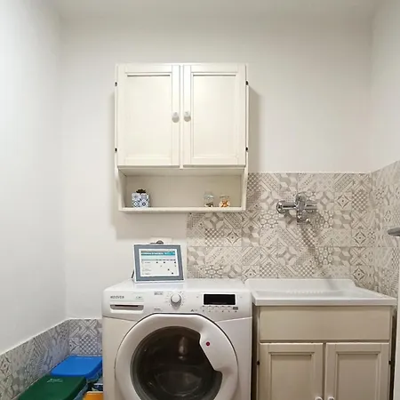 Minu * Gaeta